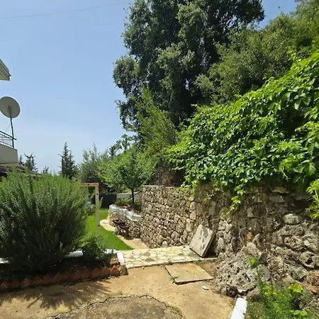 Apartment Studio Artik Retreat 5 *