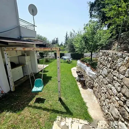 Studio Artik Retreat 5 * Himare