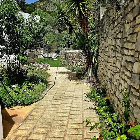 Appartamento Studio Artik Retreat 5 *